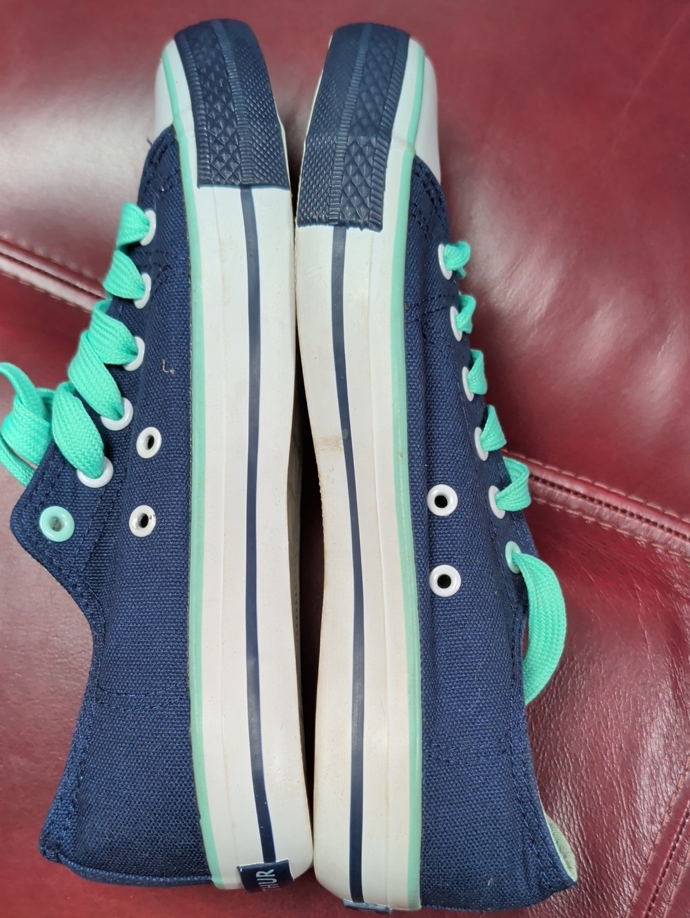 Mcarthur Canvas Low-Top Sneakers in Navy with Mint Accents Size 38 - Picture 6 of 8